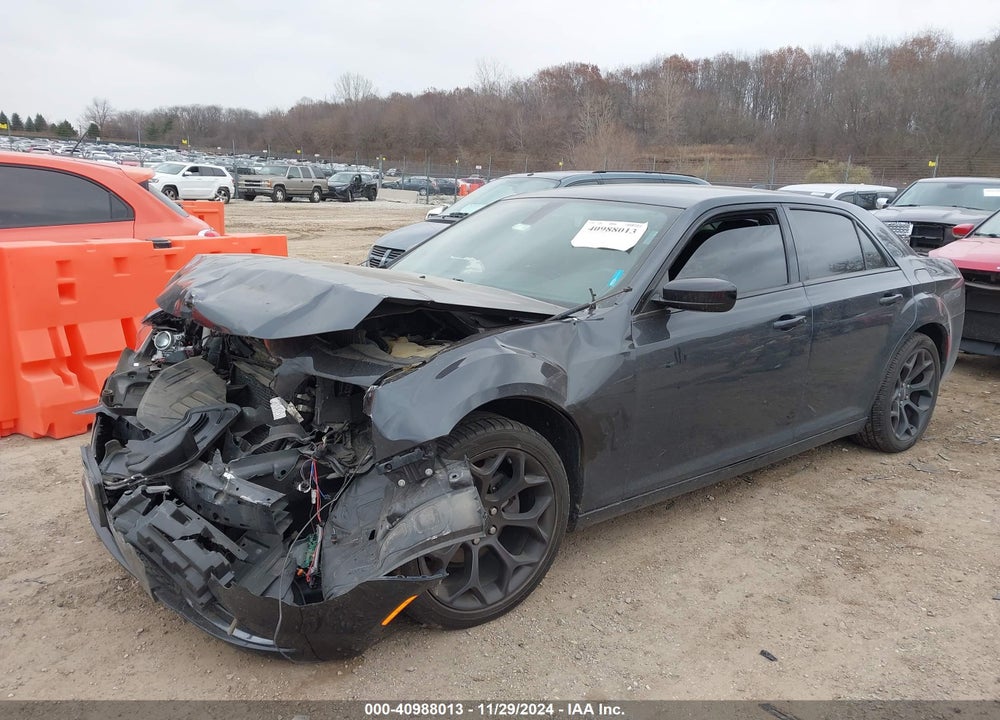 2019 CHRYSLER 300 VIN: 2C3CCAAG9KH662247