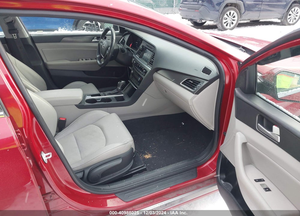 2017 HYUNDAI SONATA SPORT VIN: 5NPE34AF3HH566904