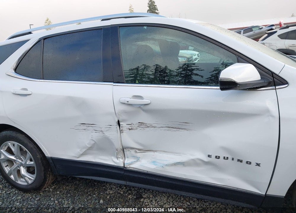 2018 CHEVROLET EQUINOX LT VIN: 2GNAXTEX8J6161008