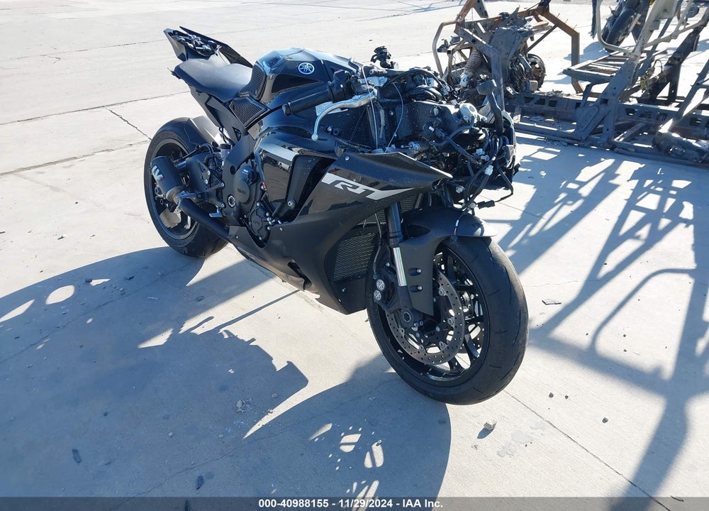 2024 YAMAHA YZFR1 VIN: JYARN66E3RA003699