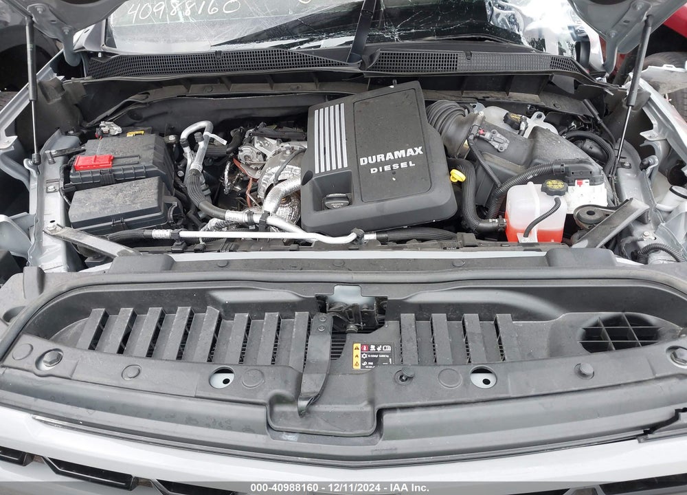 2024 CHEVROLET SILVERADO 1500 VIN: 1GCUDEE87RZ303187