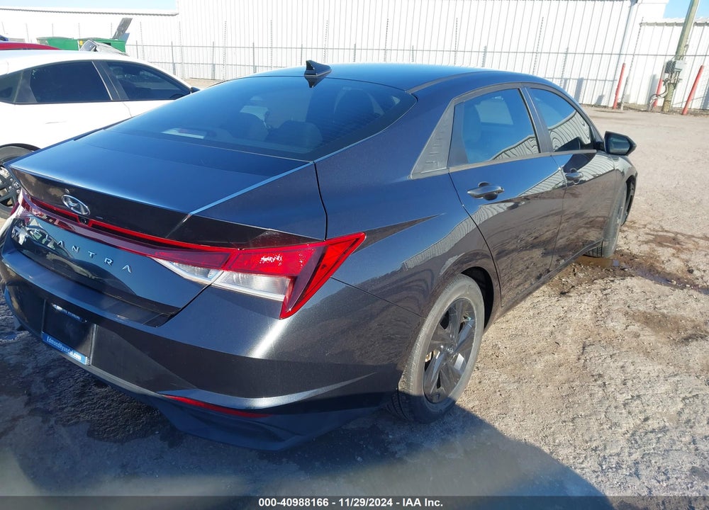 2021 HYUNDAI ELANTRA VIN: 5NPLM4AG7MH046910