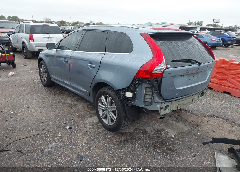 2017 VOLVO XC60 VIN: YV440MRU7H2158329