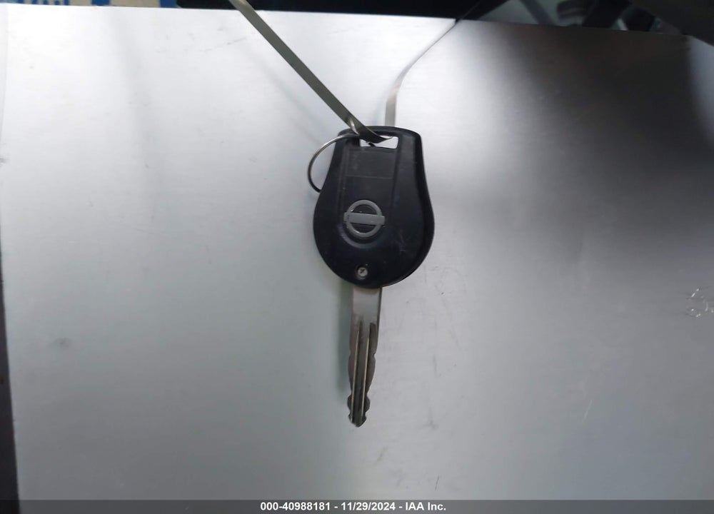 2015 NISSAN NV200 SV VIN: 3N6CM0KN8FK717237