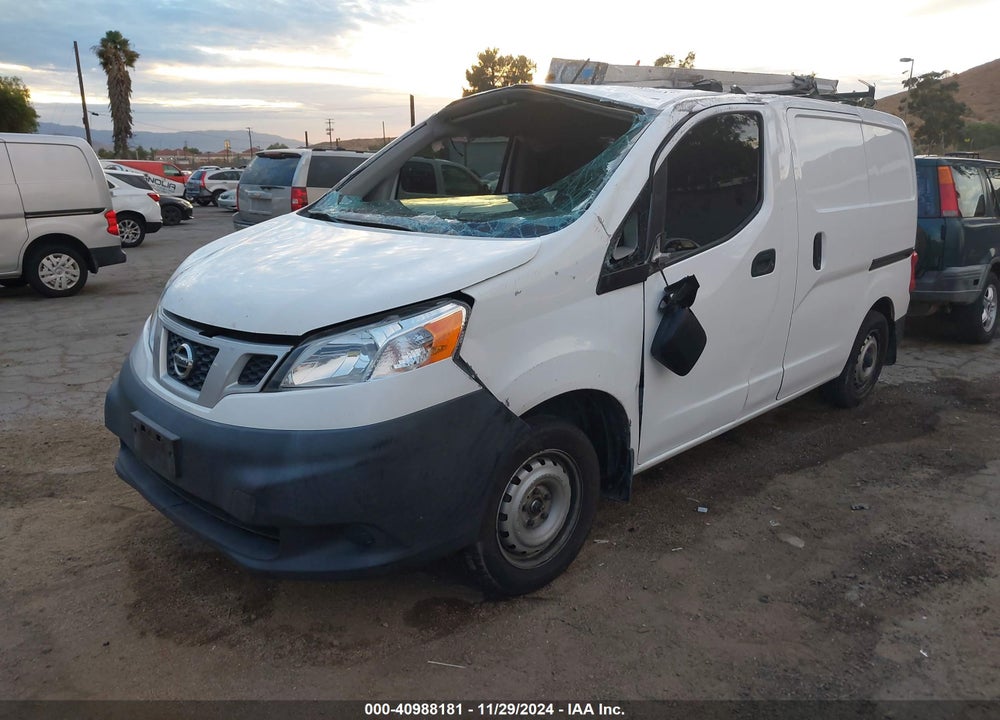 2015 NISSAN NV200 SV VIN: 3N6CM0KN8FK717237