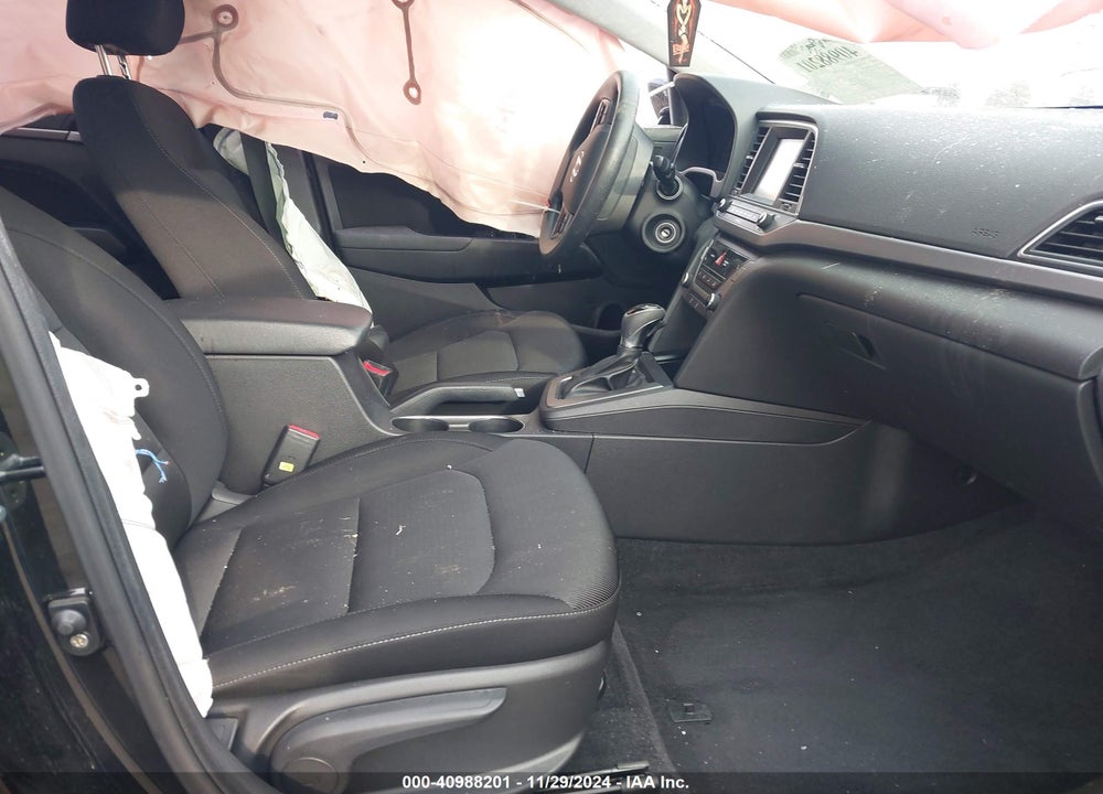 2018 HYUNDAI ELANTRA SEL VIN: KMHD84LF8JU512189