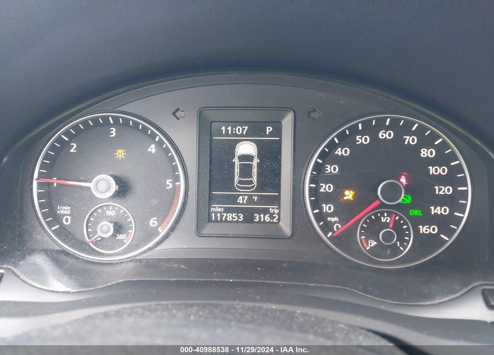 2010 VOLKSWAGEN JETTA TDI VIN: 3VWRL7AJ3AM121258