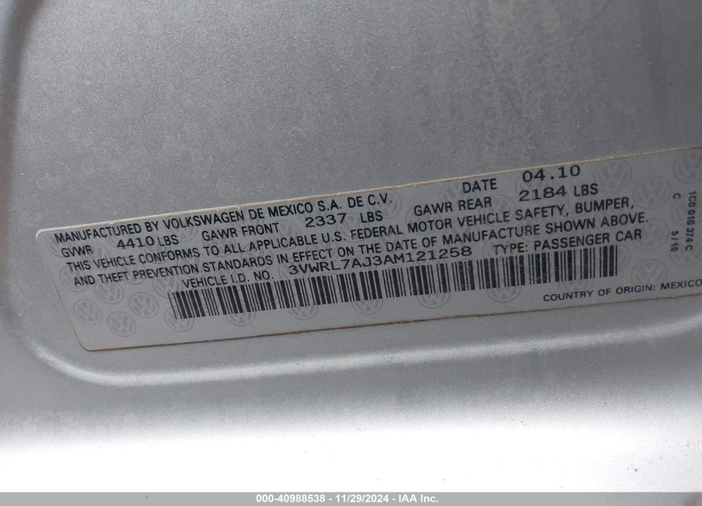 2010 VOLKSWAGEN JETTA TDI VIN: 3VWRL7AJ3AM121258