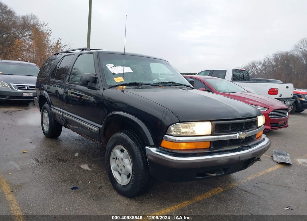 2000 CHEVROLET BLAZER LS VIN: 1GNDT13W0Y2178030