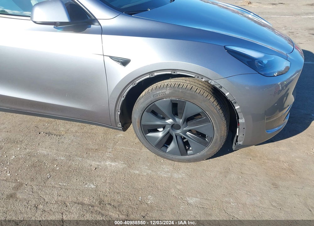 2024 TESLA MODEL Y LONG RANGE DUAL MOTOR ALL-WHEEL DRIVE VIN: 7SAYGDEE1RA293948