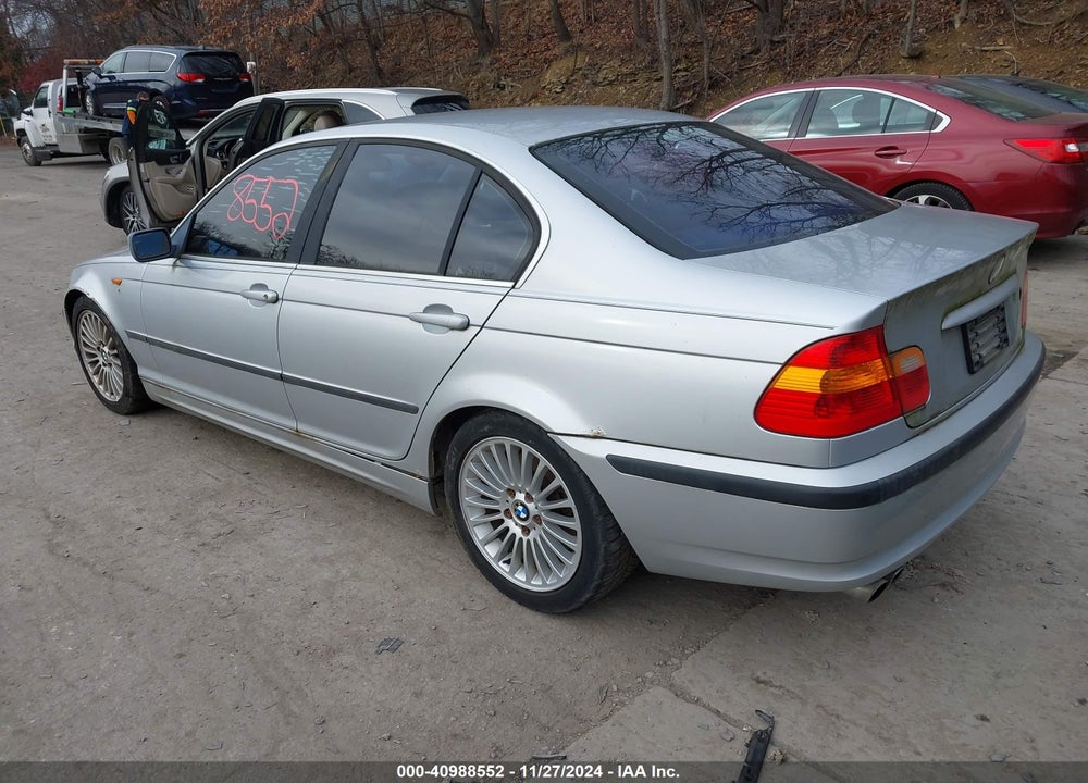 2003 BMW 330I VIN: WBAEV53493KM02818