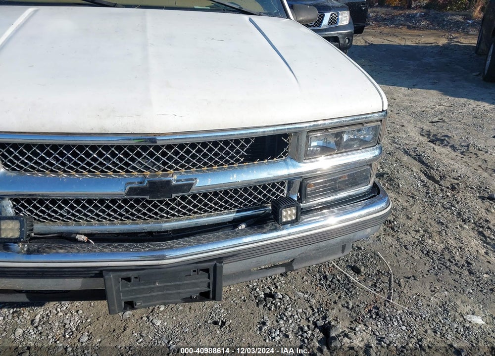 1999 CHEVROLET TAHOE VIN: 3GNEK18R1XG192356