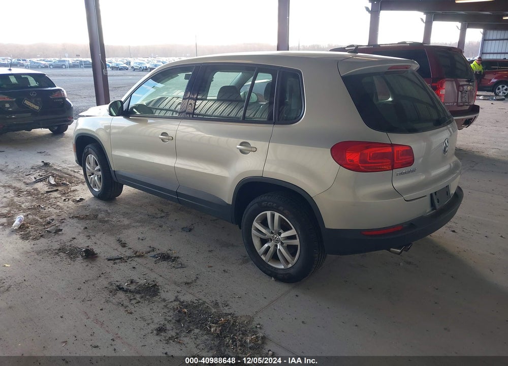2013 VOLKSWAGEN TIGUAN S VIN: WVGBV7AX0DW533155