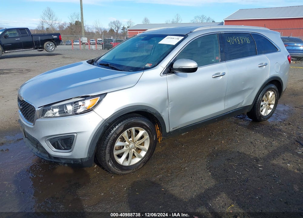 2016 KIA SORENTO 2.4L LX VIN: 5XYPGDA31GG147037