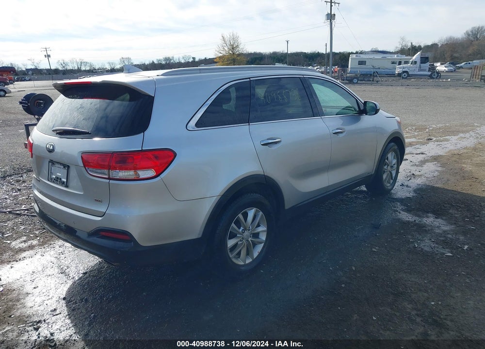 2016 KIA SORENTO 2.4L LX VIN: 5XYPGDA31GG147037