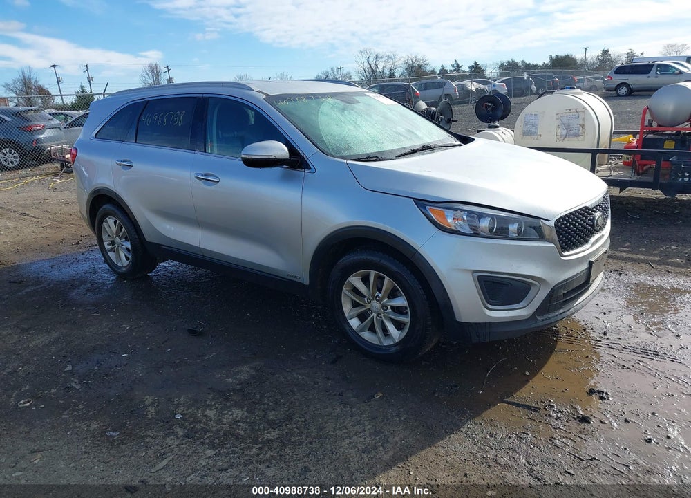 2016 KIA SORENTO 2.4L LX VIN: 5XYPGDA31GG147037