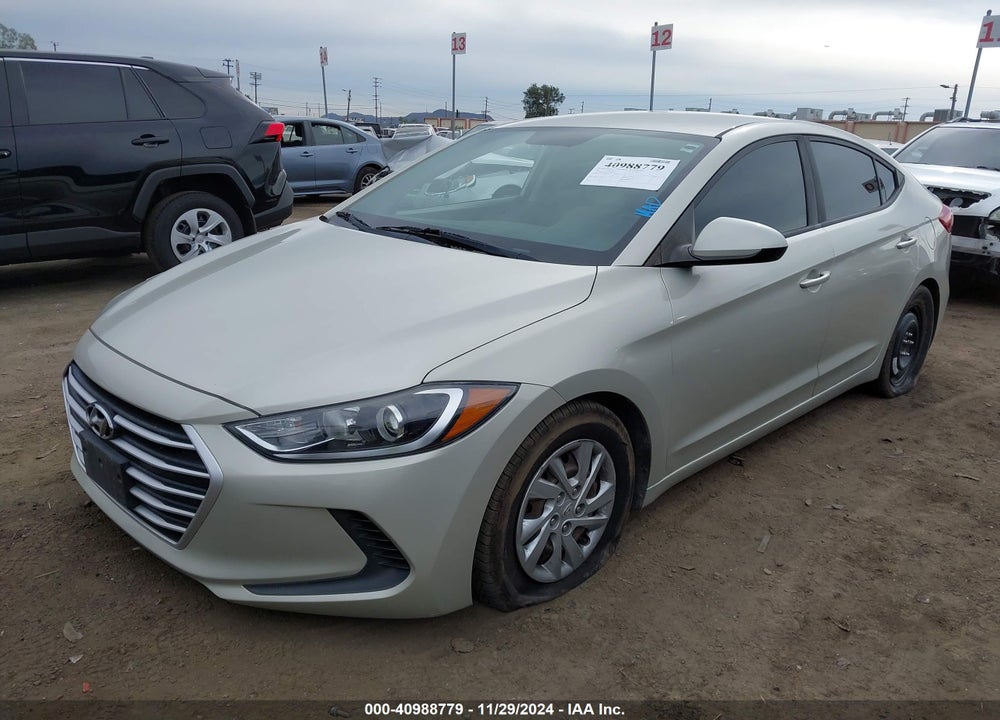2017 HYUNDAI ELANTRA SE VIN: 5NPD74LF4HH185026