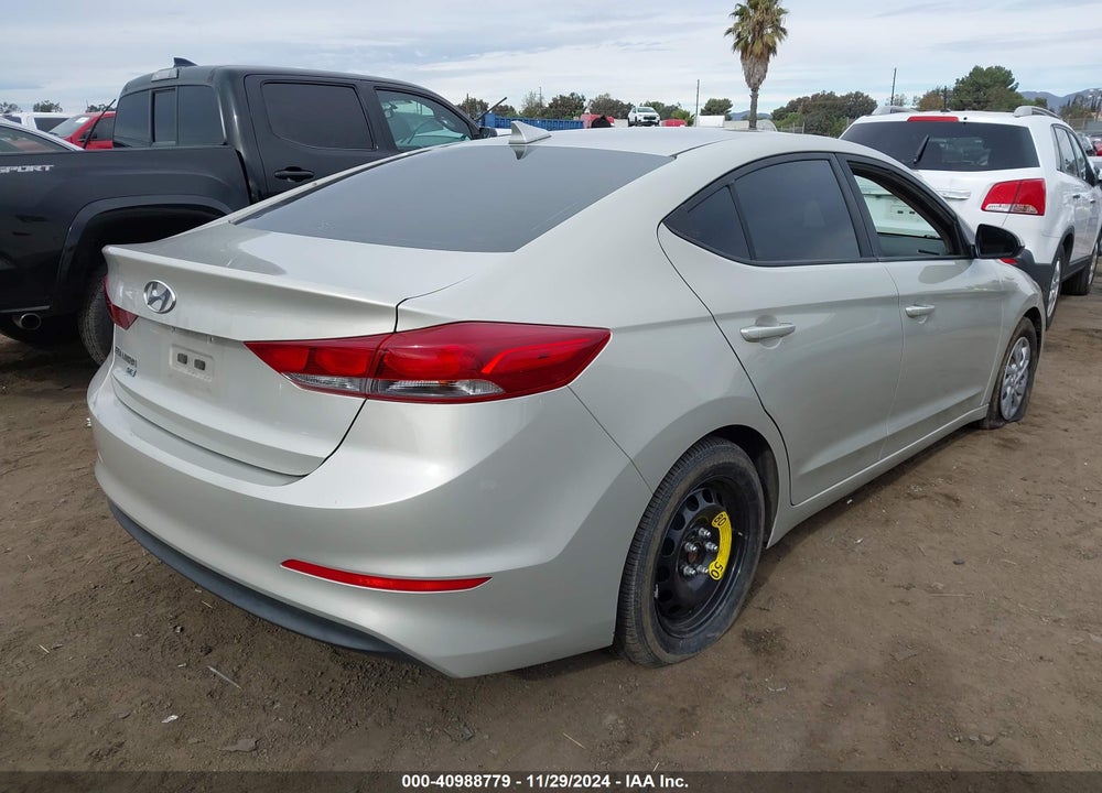 2017 HYUNDAI ELANTRA SE VIN: 5NPD74LF4HH185026