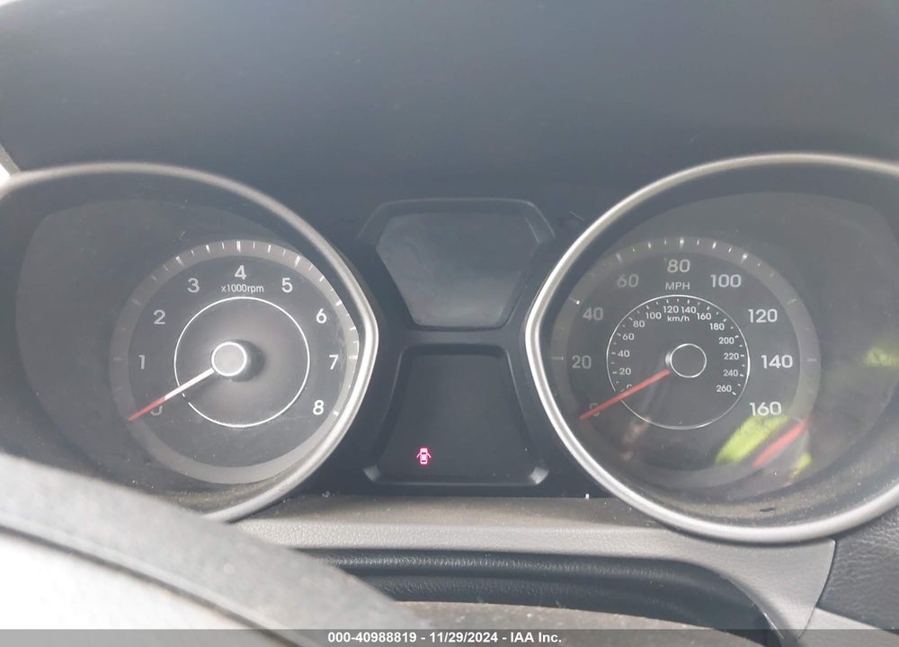 2014 HYUNDAI ELANTRA VIN: 5NPDH4AE5EH522855