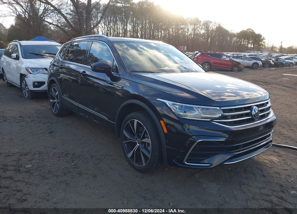 2022 VOLKSWAGEN TIGUAN 2.0T SEL R-LINE VIN: 3VV4B7AX0NM038253