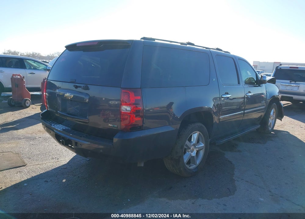 2011 CHEVROLET SUBURBAN 1500 LT1 VIN: 1GNSCJE01BR299003