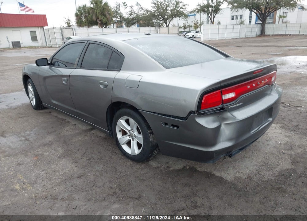 2011 DODGE CHARGER VIN: 2B3CL3CG8BH552523