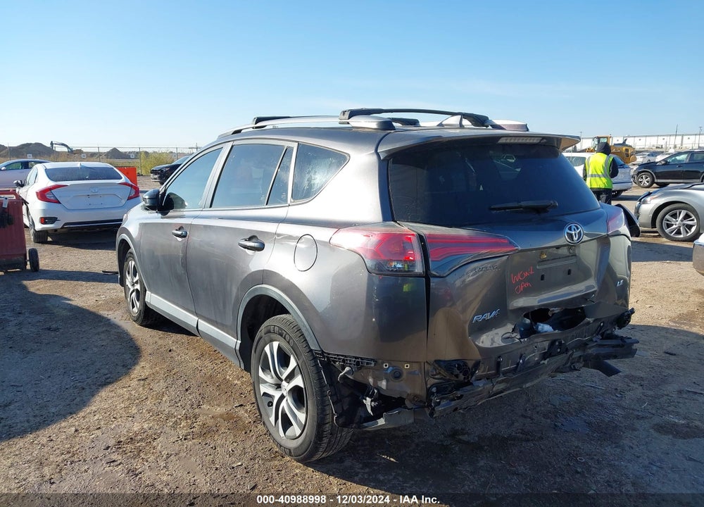 2018 TOYOTA RAV4 VIN: JTMZFREV4JJ740645