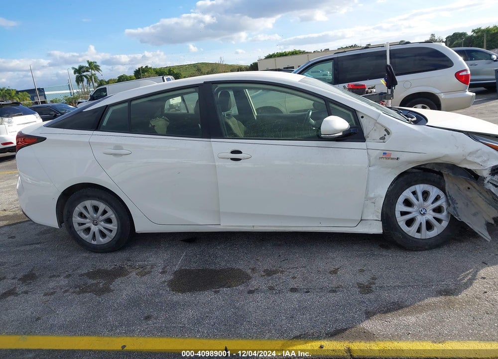 2020 TOYOTA PRIUS VIN: JTDKARFU5L3121386