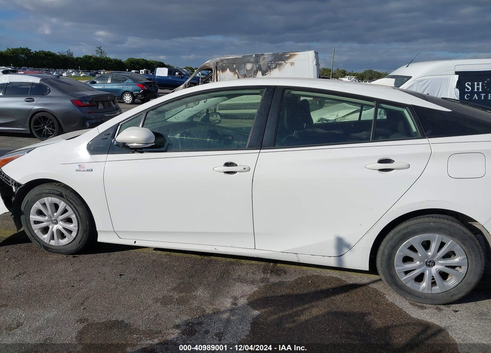 2020 TOYOTA PRIUS VIN: JTDKARFU5L3121386