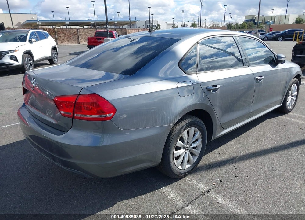 2013 VOLKSWAGEN PASSAT 2.5L S VIN: 1VWAP7A30DC029503