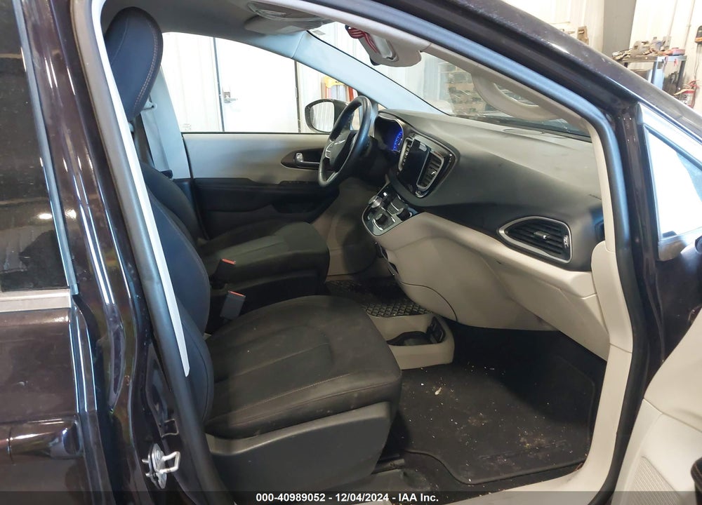 2017 CHRYSLER PACIFICA TOURING VIN: 2C4RC1DG0HR571534