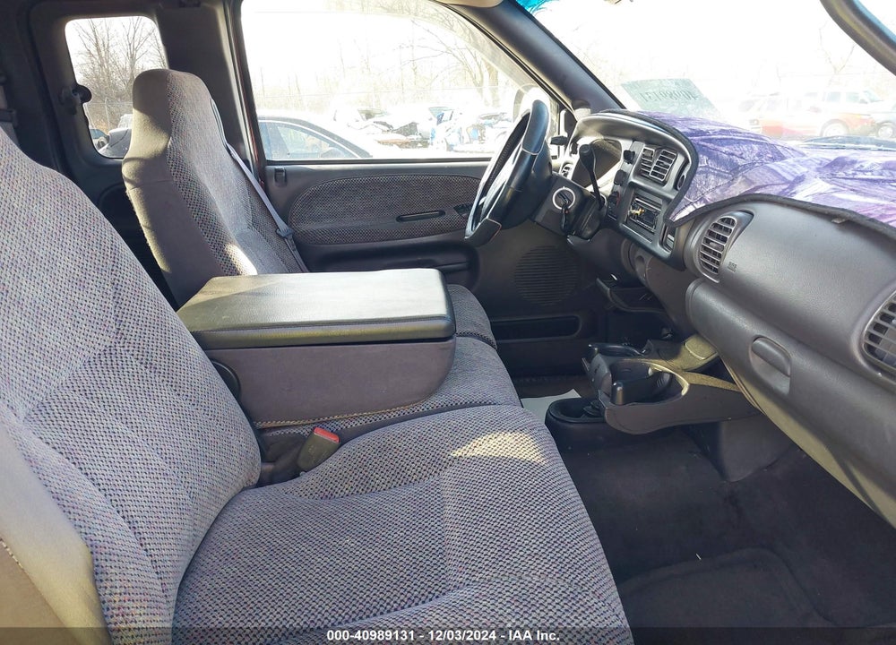 2000 DODGE RAM 1500 ST VIN: 3B7HF13Z9YG155431