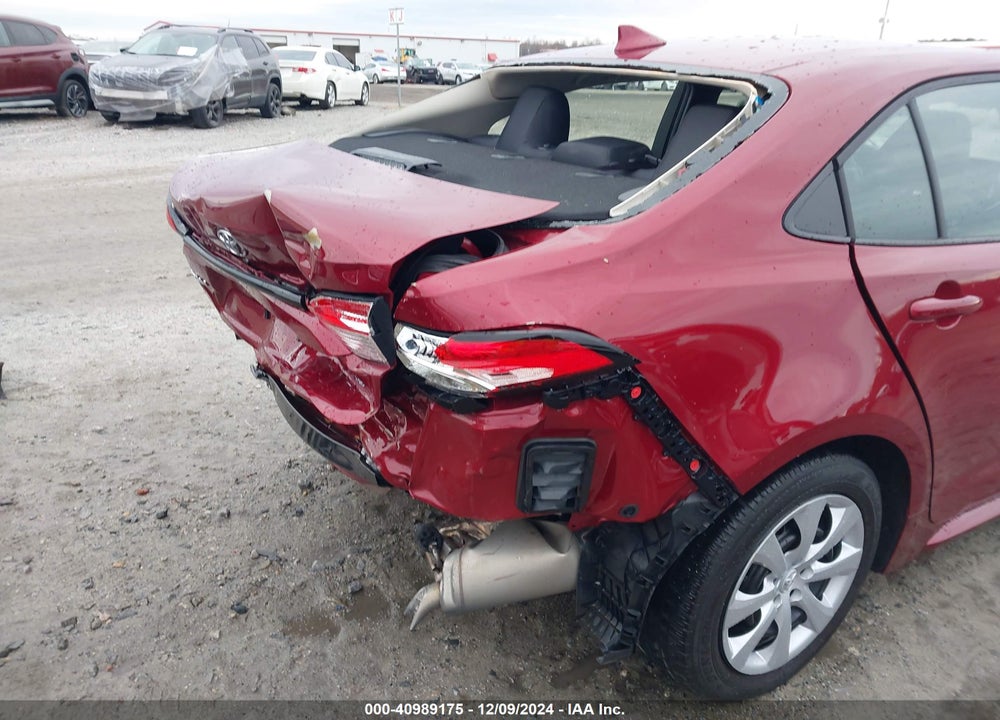 2022 TOYOTA COROLLA LE VIN: 5YFEPMAE4NP385563