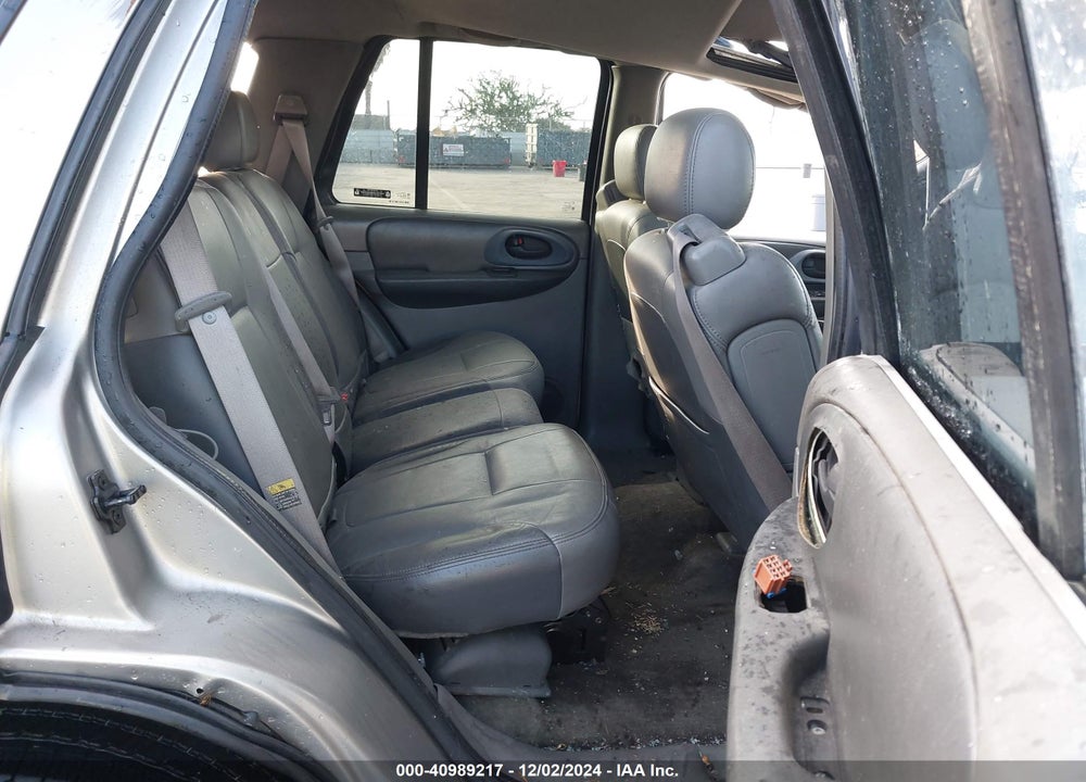 2002 CHEVROLET TRAILBLAZER LTZ VIN: 1GNDS13S022272318