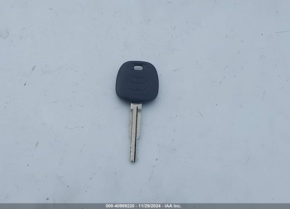2015 TOYOTA COROLLA VIN: 5YFBURHE4FP290680