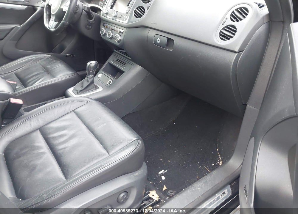2014 VOLKSWAGEN TIGUAN R-LINE VIN: WVGBV3AX9EW082513