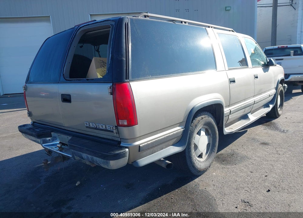 1998 CHEVROLET SUBURBAN 1500 VIN: 3GNFK16R5WG127760