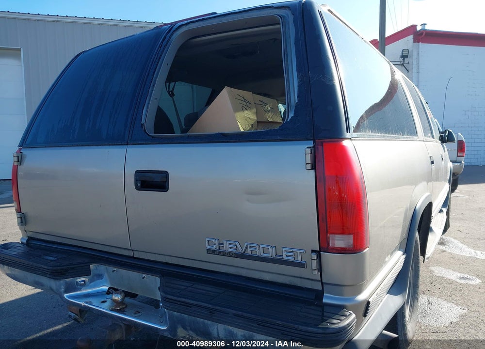 1998 CHEVROLET SUBURBAN 1500 VIN: 3GNFK16R5WG127760