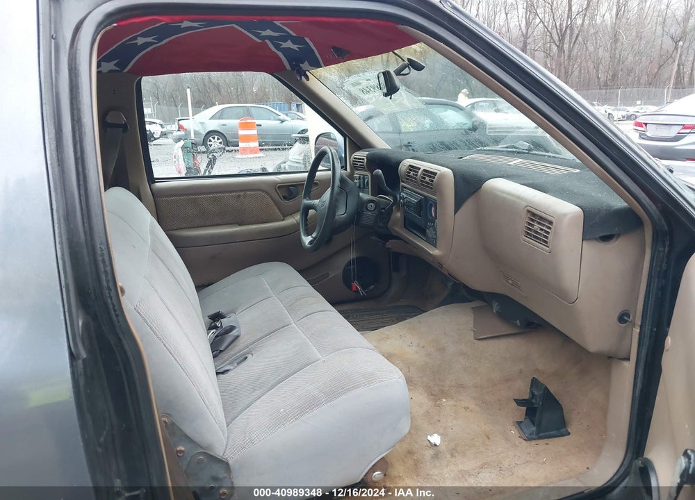 1997 CHEVROLET S-10 LS SPORTSIDE VIN: 1GCCS14X4V8171329