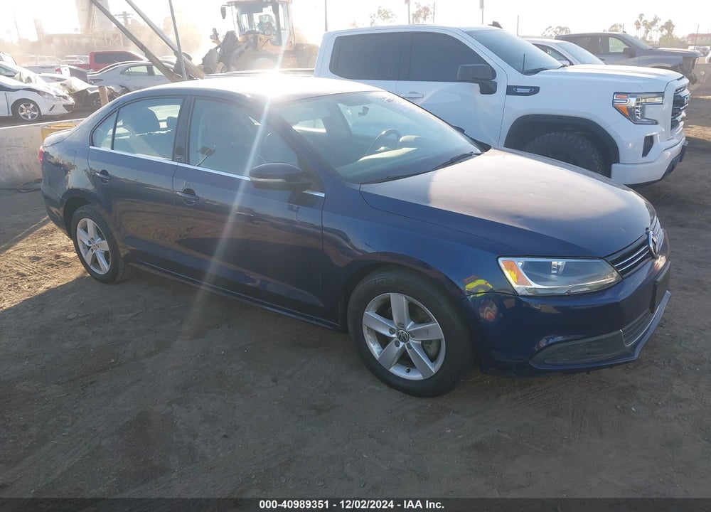 2013 VOLKSWAGEN JETTA 2.0L TDI VIN: 3VWLL7AJ0DM446203