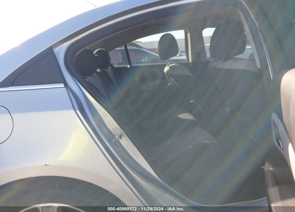 2011 CHEVROLET CRUZE LS VIN: 1G1PC5SH2B7295417