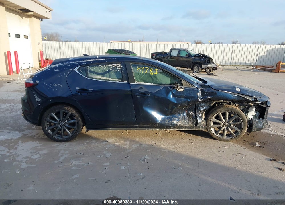 2019 MAZDA 3 PREFERRED PACKAGE VIN: JM1BPBMM9K1128831