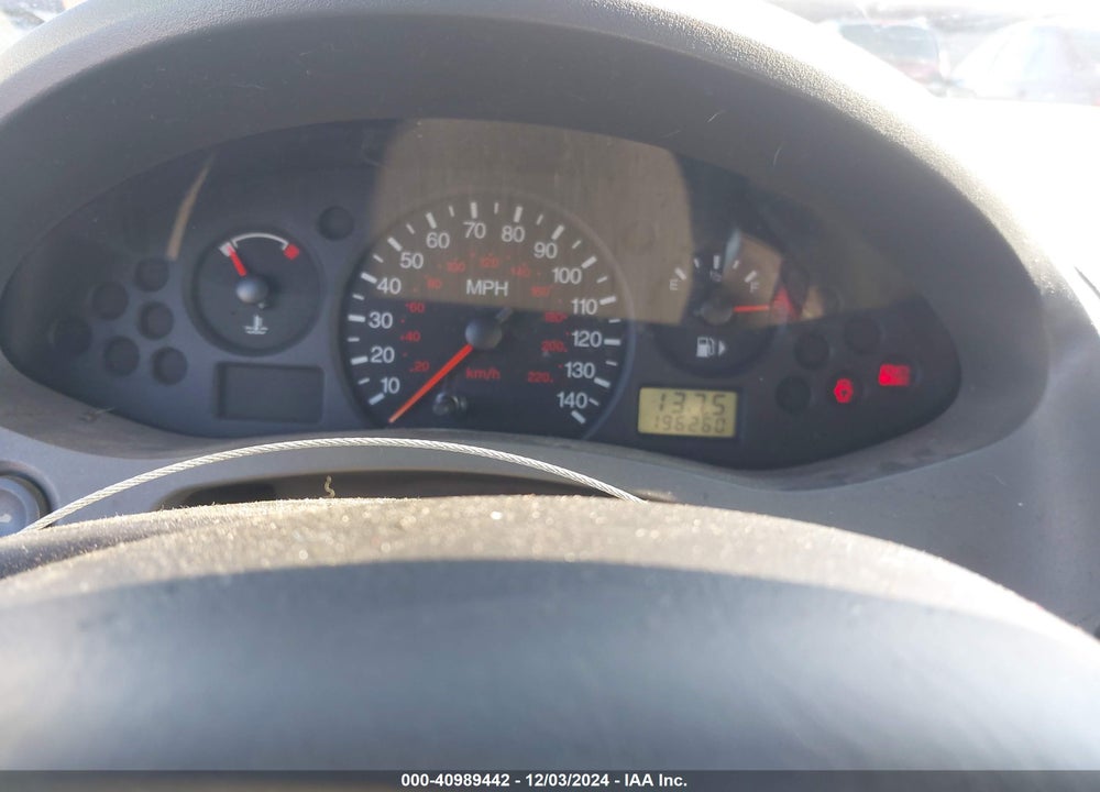 2005 FORD FOCUS ZX4 VIN: 1FAFP34N05W290330