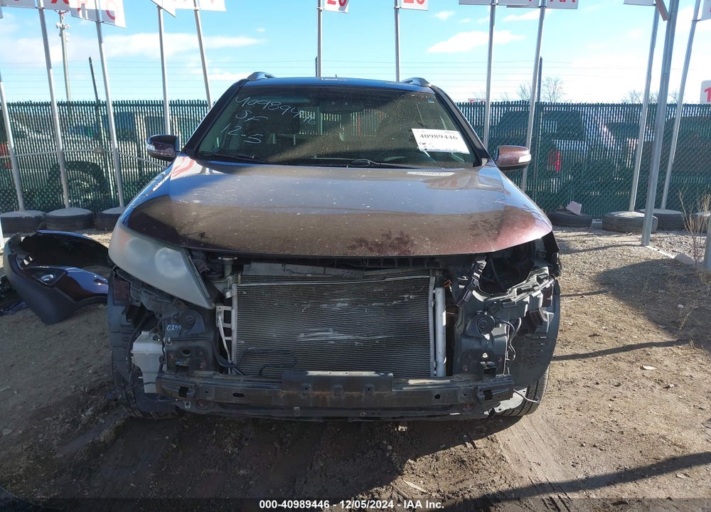 2011 KIA SORENTO LX VIN: 5XYKTCA19BG178849