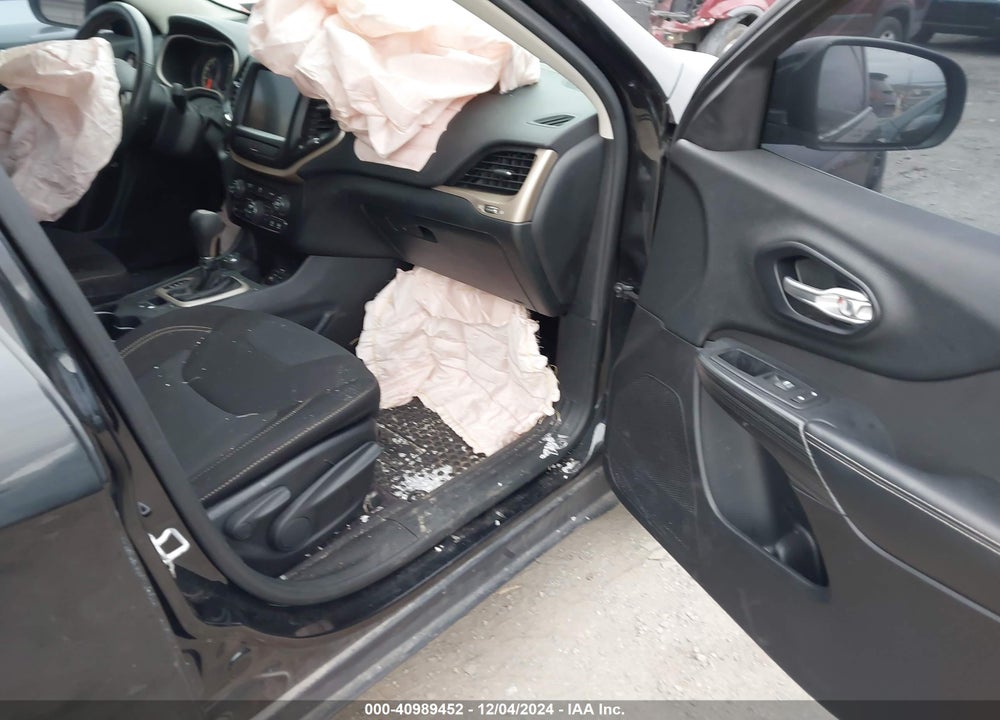 2016 JEEP CHEROKEE LATITUDE VIN: 1C4PJMCB8GW213883