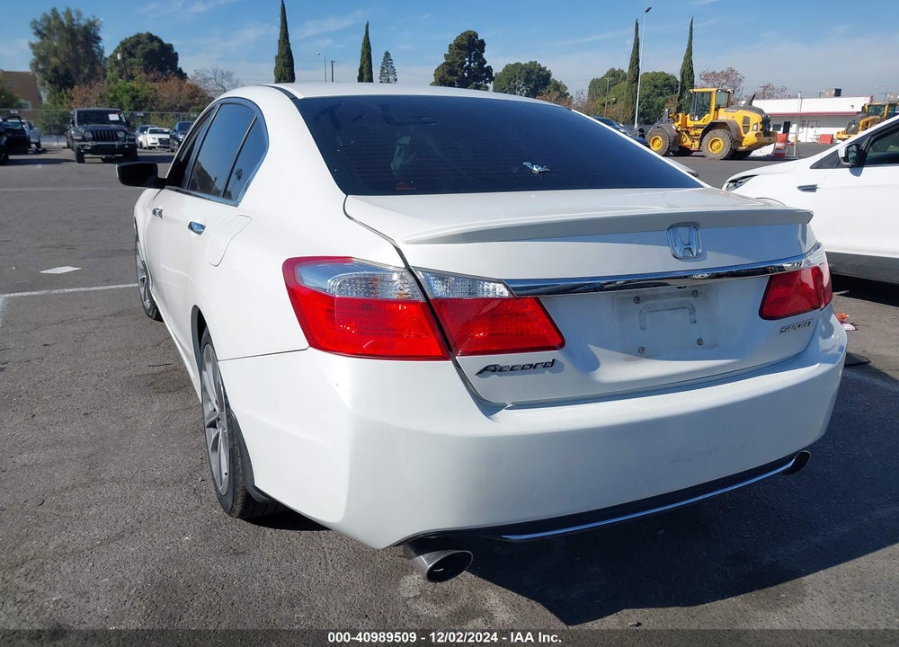 2015 HONDA ACCORD SPORT VIN: 1HGCR2F5XFA021816