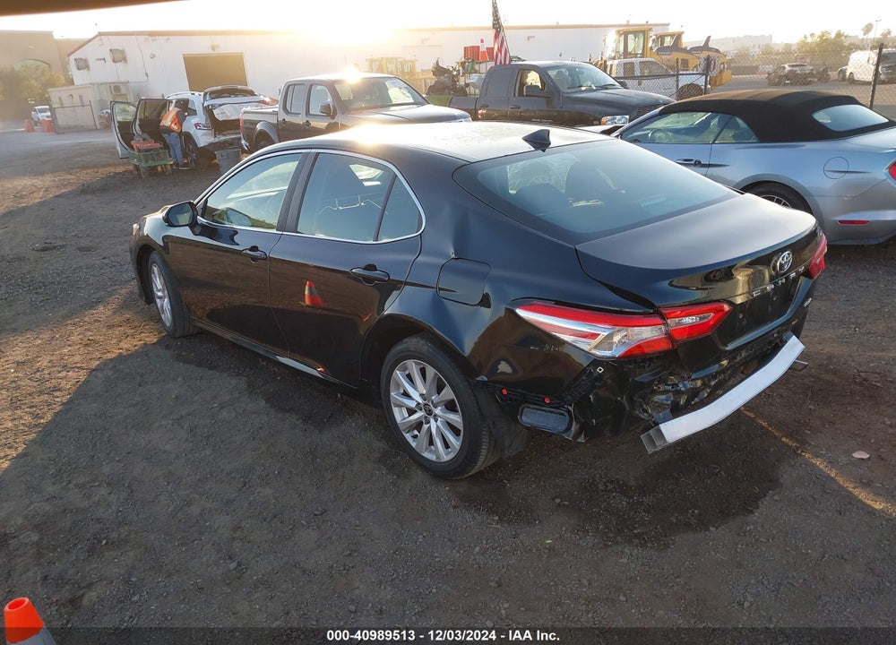 2020 TOYOTA CAMRY LE VIN: 4T1C11AK7LU365378