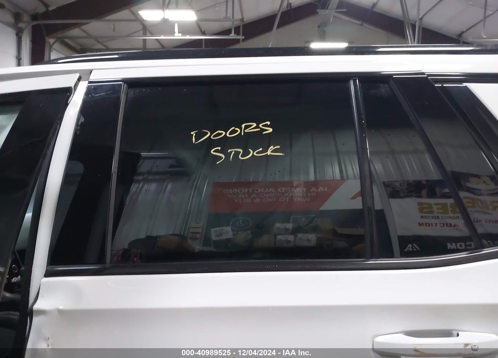 2022 CHEVROLET TAHOE 4WD Z71 VIN: 1GNSKPKD2NR217684