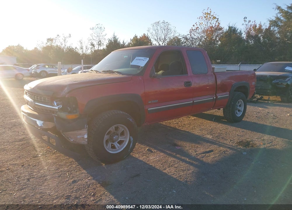 2002 CHEVROLET SILVERADO 1500 LS VIN: 2GCEK19T221303534
