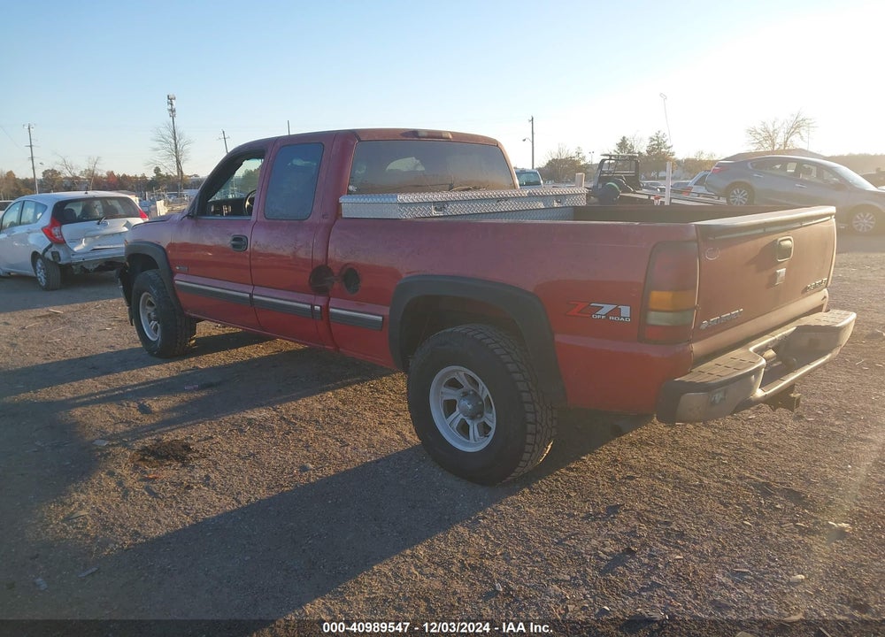 2002 CHEVROLET SILVERADO 1500 LS VIN: 2GCEK19T221303534
